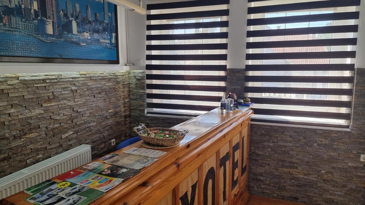 Guest House Luxotel Beçkerek Dış mekan fotoğraf