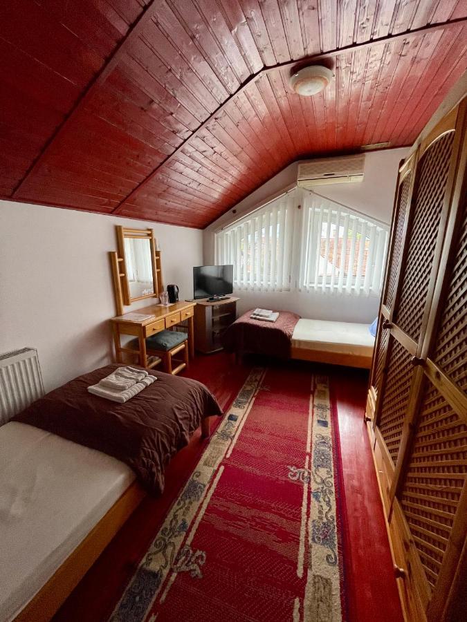 Guest House Luxotel Beçkerek Dış mekan fotoğraf