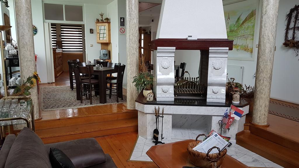 Guest House Luxotel Beçkerek Dış mekan fotoğraf
