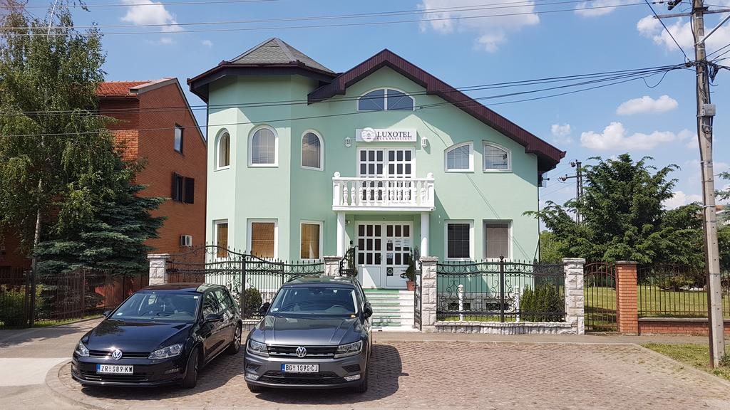 Guest House Luxotel Beçkerek Dış mekan fotoğraf