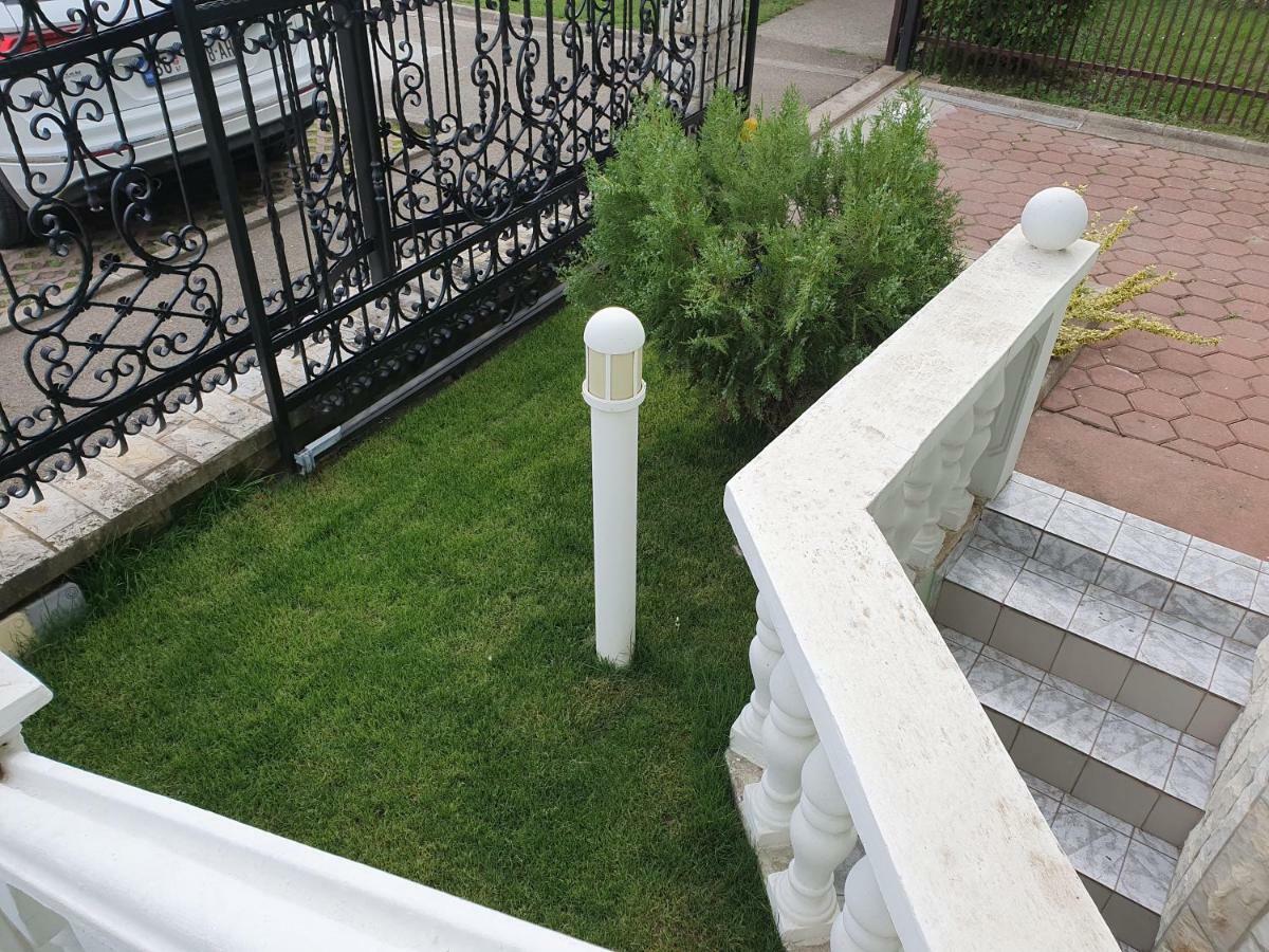 Guest House Luxotel Beçkerek Dış mekan fotoğraf